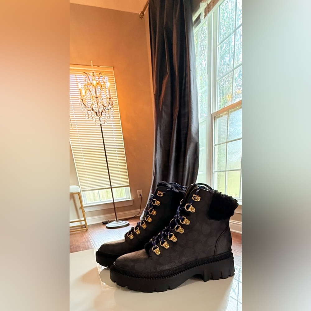 NWOB COACH Janel Boot - Size 8 - Pristine Condition - Picture 10 of 16